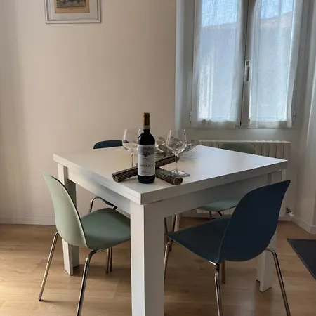 Сasa de vacaciones In Centro Ca' Leandro Vista